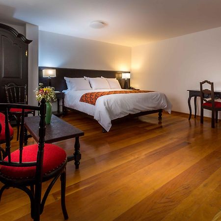 Illa Hotel Cuzco Esterno foto