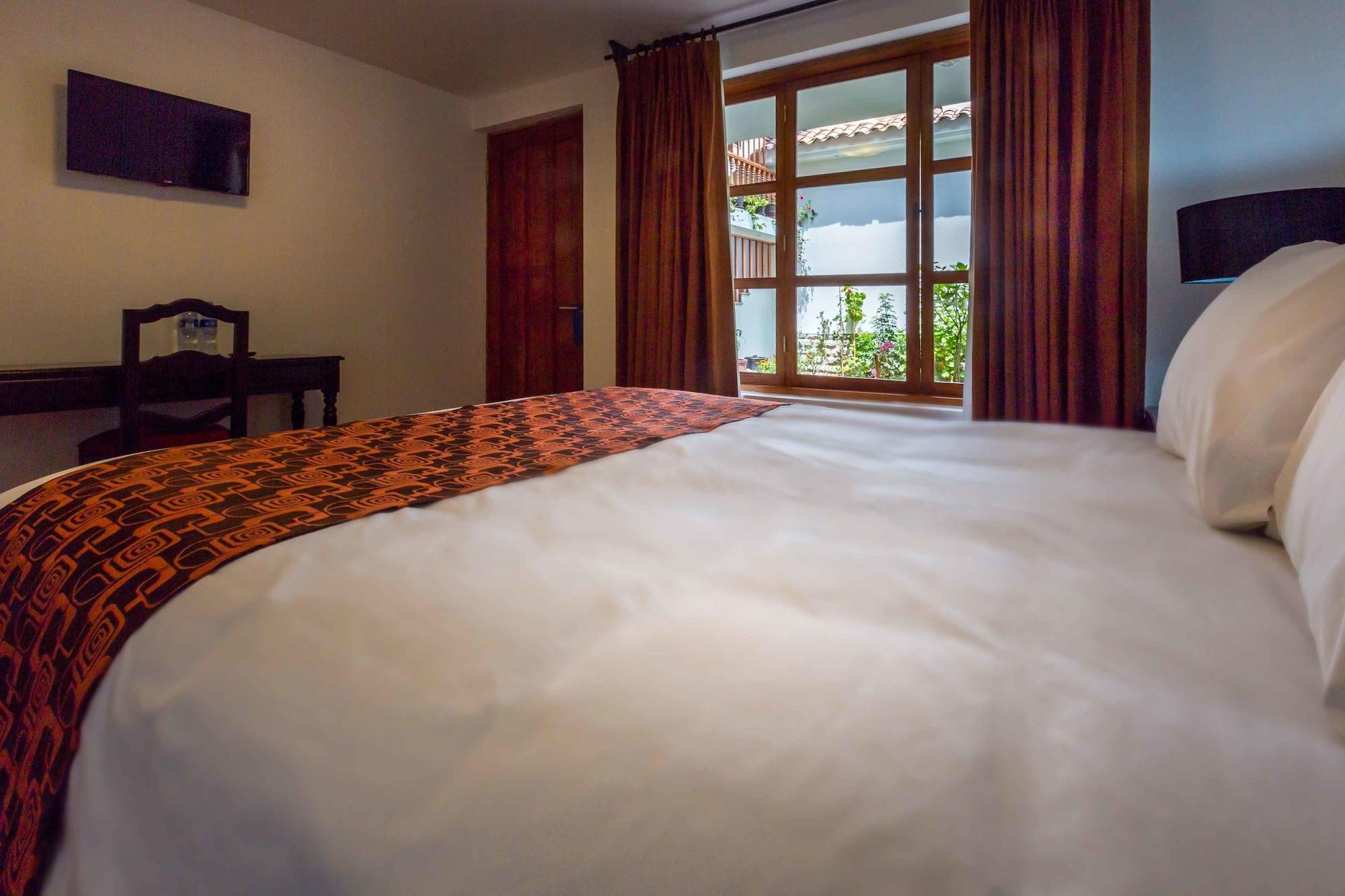Illa Hotel Cuzco Esterno foto