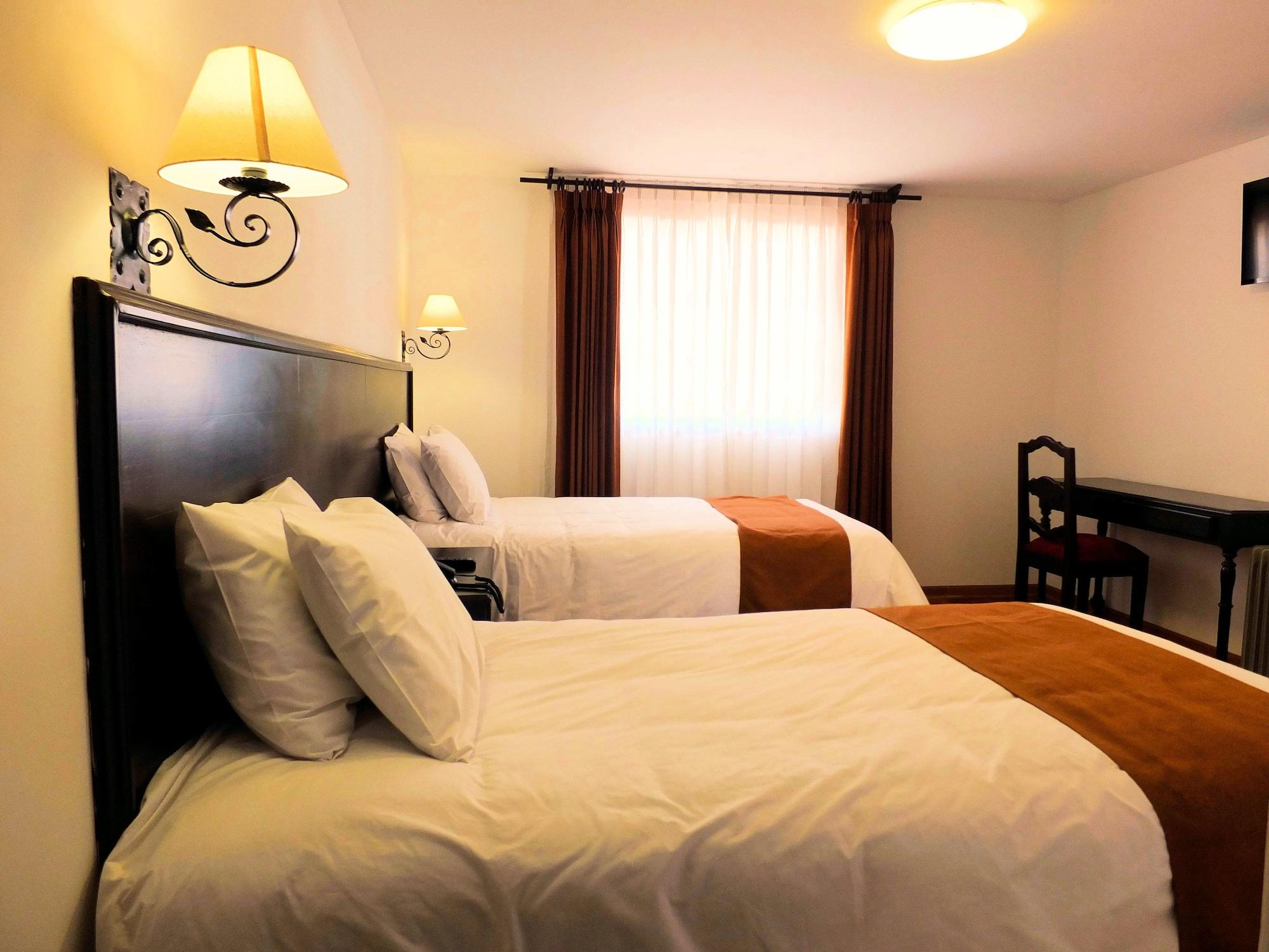 Illa Hotel Cuzco Esterno foto