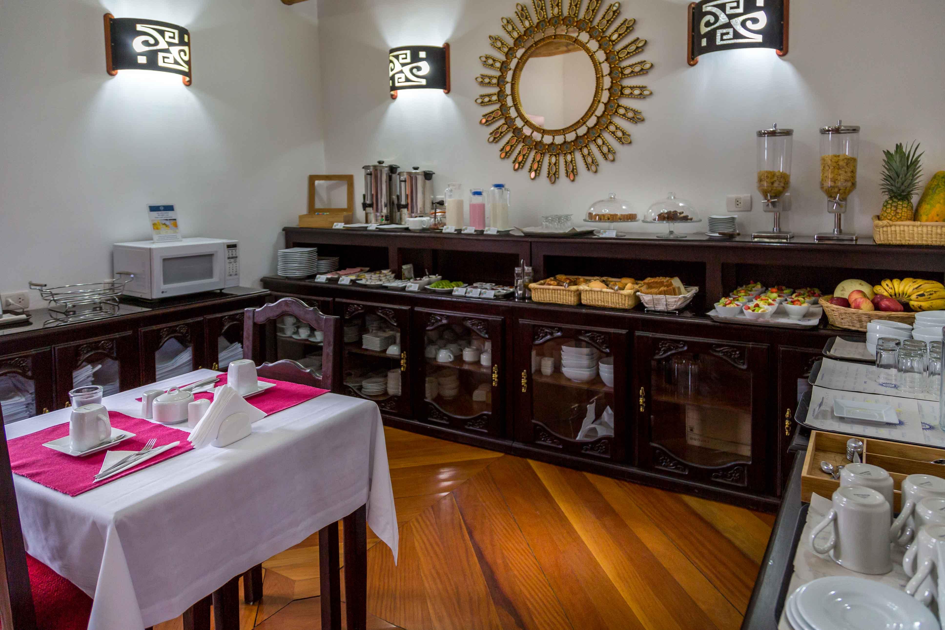 Illa Hotel Cuzco Esterno foto