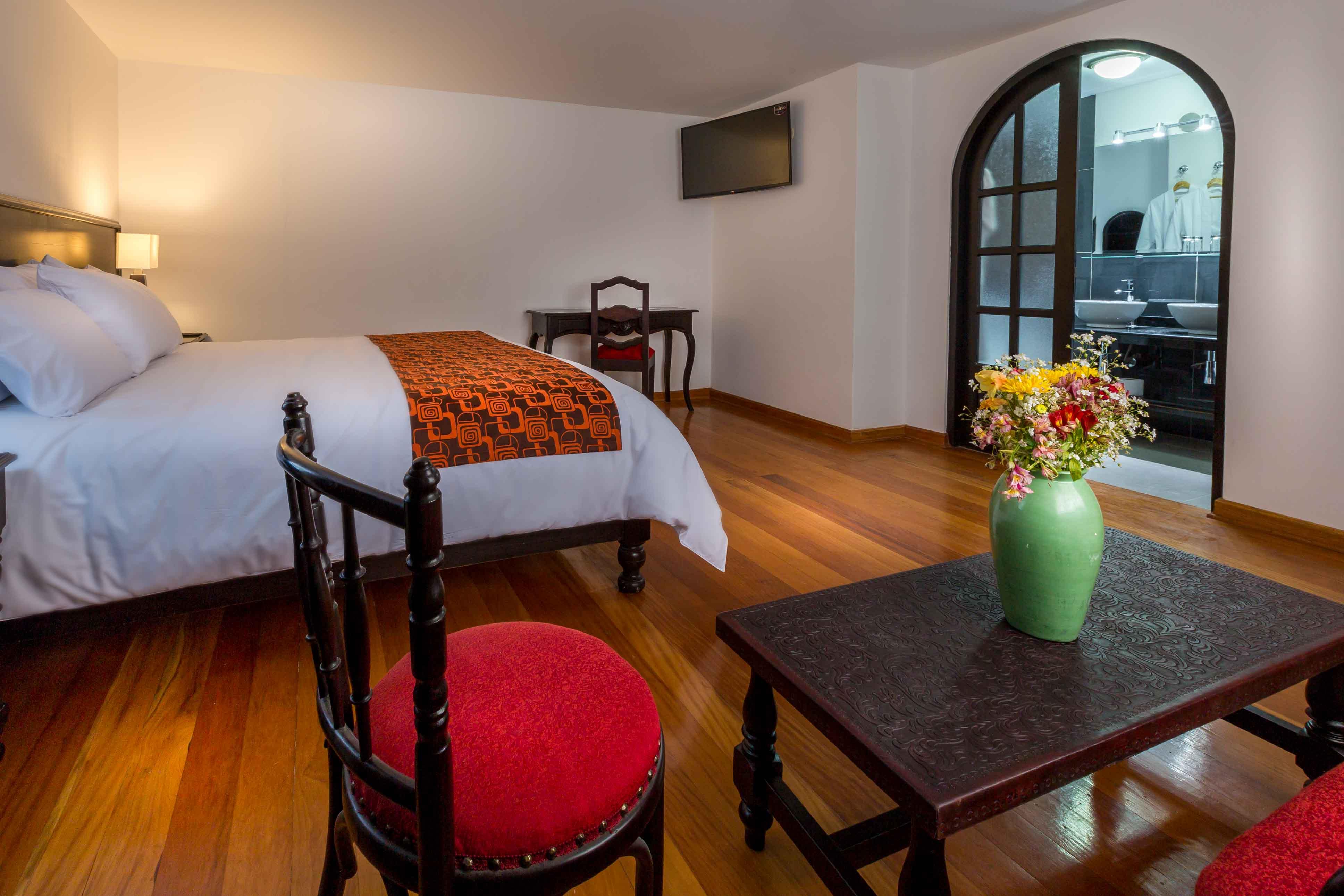 Illa Hotel Cuzco Esterno foto