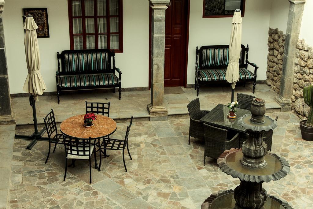 Illa Hotel Cuzco Esterno foto