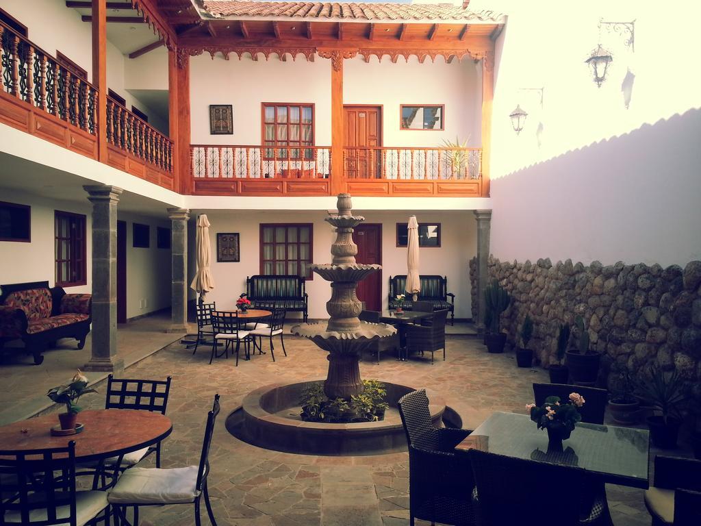 Illa Hotel Cuzco Esterno foto