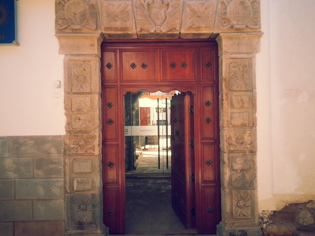 Illa Hotel Cuzco Esterno foto