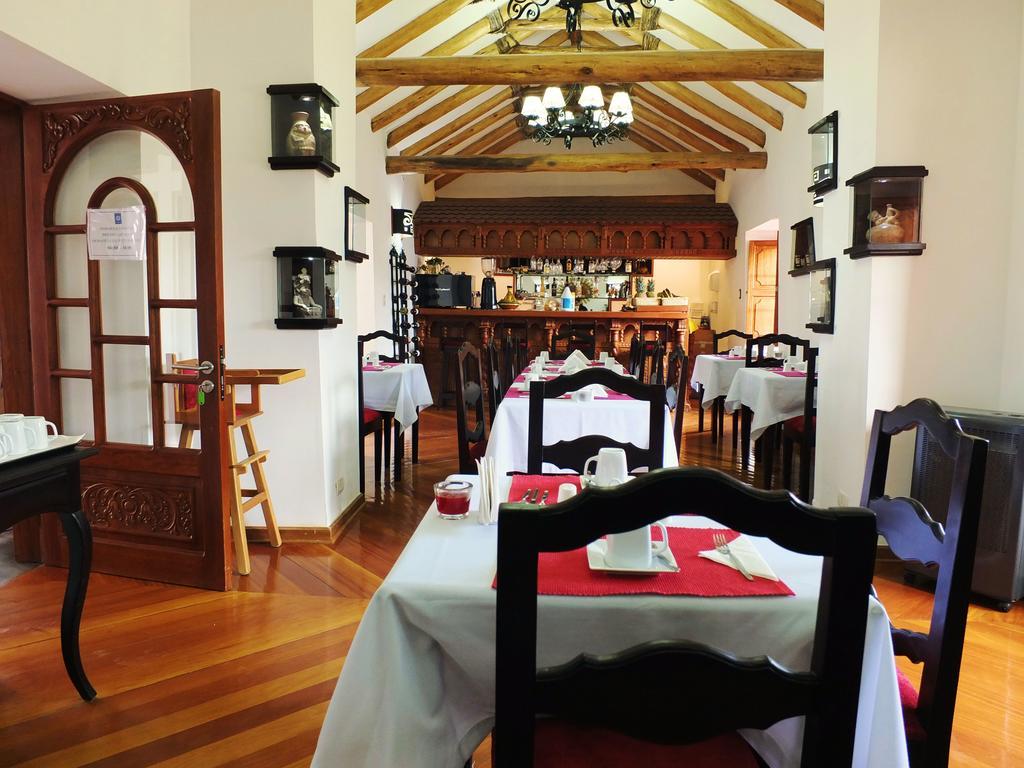 Illa Hotel Cuzco Esterno foto